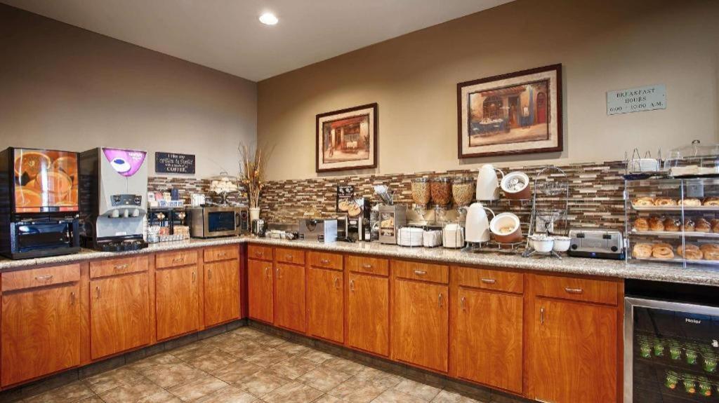 Americas Best Value Inn Монро Экстерьер фото